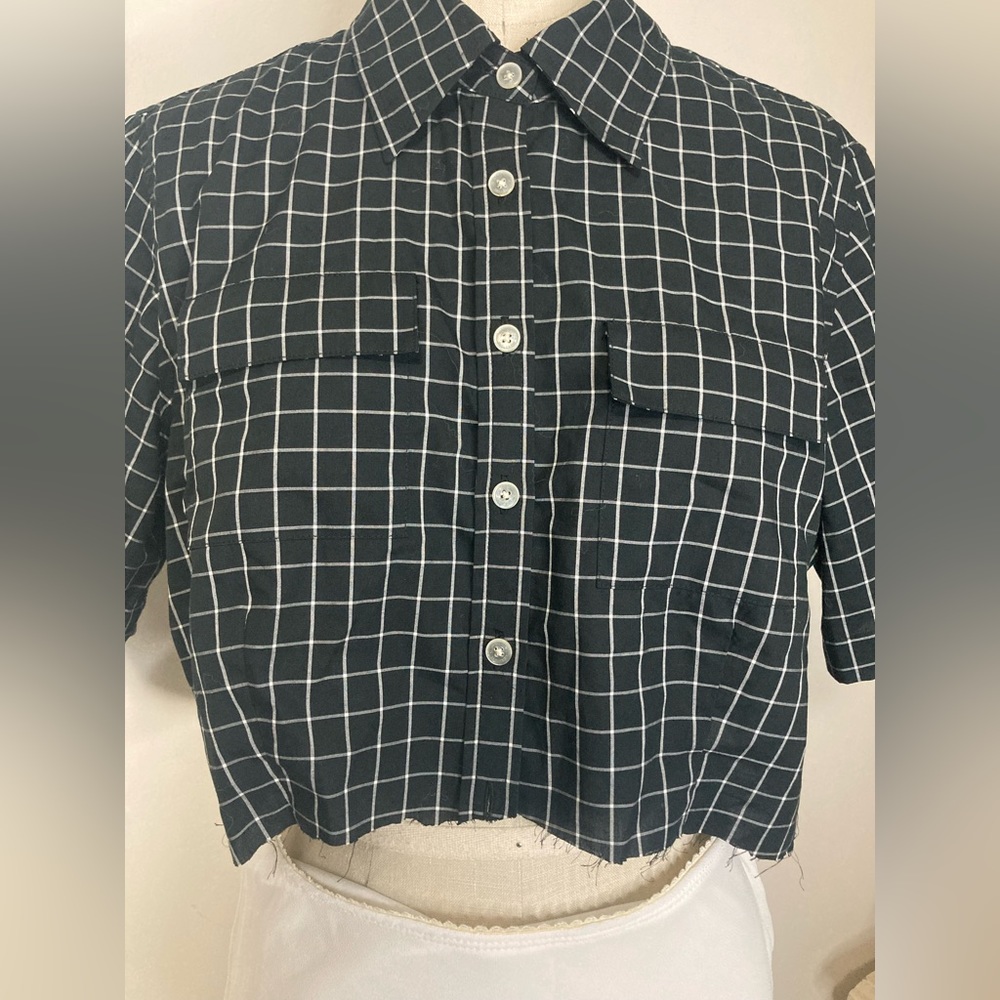 Vintage Cropped Grid Pattern Button Down Shirt - image 4